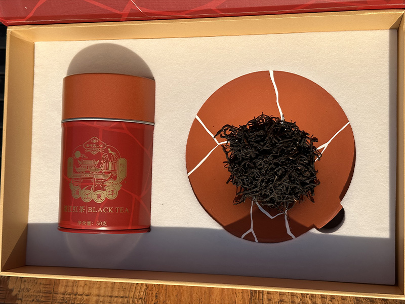苏州万年上山茶与器